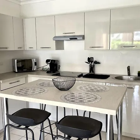 Studio With Swimming Pool Next To The Beach Apartman Antibes