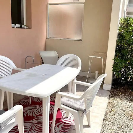 דירה Studio With Swimming Pool Next To The Beach אנטיב